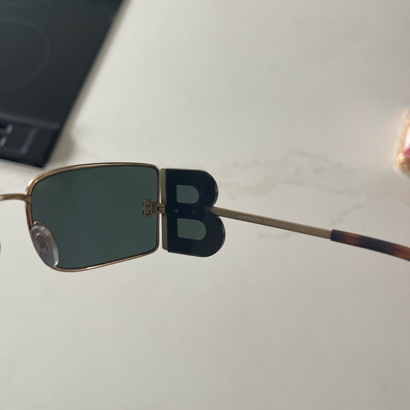 GOLD B BURBERRY SUNGLASSES - Picture 7 of 9